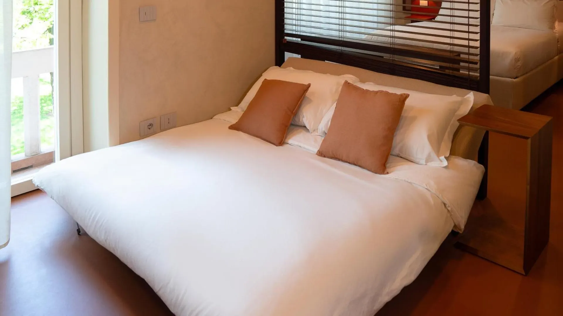 Guest house Ca Bela - Susa Milan